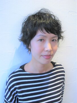 サニー(Sunny) 外はねふんわりショート