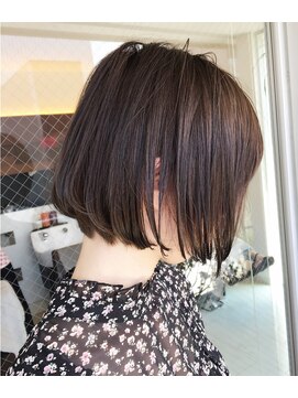 キアラ(Kchiara) ヘルシーなショートボブ【ビガシタダシ】