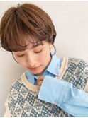 コンパクトな耳かけショートカット