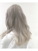 ホワイト×ベージュ