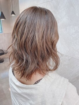 ドゥマン(Demain) くびレイヤーエモージュ小顔前髪外ハネボブチェリーブラウン