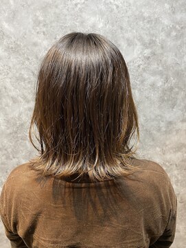 ザ シーワークス(THE Cworks) 外ハネスタイル