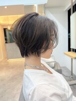 ラル 立川(lar)&nbsp;ショートボブ前下がり_レイヤーベージュアッシュグレージュ