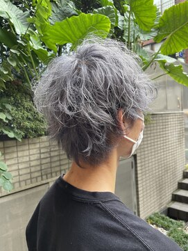 スタジオフォーエイチ(STUDIO 4H) ハイトーンシルバー/グレージュ/マッシュウルフ/ケアブリーチ