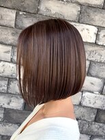 ラヴィエール(LAVIERE by R-EVOLUT)&nbsp;ラベンダーグレージュ　大人ボブ　艶髪ボブ　ツヤ髪　店長　柿本