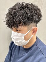 波巻きスパイラルパーマツーブロックツイストスパイラルパーマ