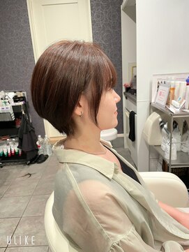 ノエル(Noel) 長めバングのくびれマッシュ