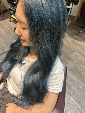 アフィナー(Afinar) 【横浜/横浜駅】ネイビーブルー