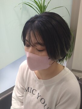 リスタ アンド リアン バイ リスタ(rista & RIAN by rista) ショートボブ