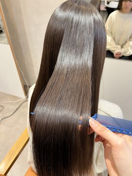 リタ(Lita.) 髪質改善ストレート