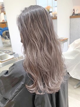 リラ バイ ミラ 新宿(LILA by MILA) 透明感ブリーチダブルカラー/イメチェンバレイヤージュ/新宿