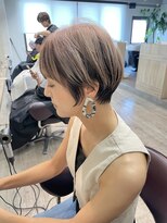 コワファーストナガサキシャンプーボーイ(COIFF1RST NAGASAKI SHAMPOO BOY)&nbsp;大人ショートボブ丸みショートカットマッシュショート前髪あり