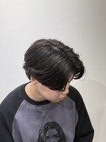 ハイプ(HYPE)&nbsp;毛流れセンターパート/ニュアンスパーマ/カルマパーマ/黒髪/韓国