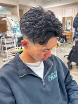 アネーロバイエーケー(ANHELO by AK)&nbsp;短髪メンズ必見！フェザーパーマ