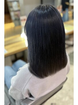 ネイビー／暗髪