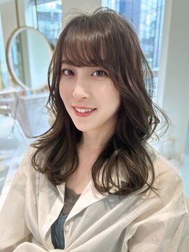 モナバイルーブル(MONA by Louvre) 【MONA】ゆるふわミディ/くびれヘア/透明感