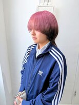 ミュー(Mu)&nbsp;ルーツカラー　ウルフカット　ピンクパープル　ブラウン