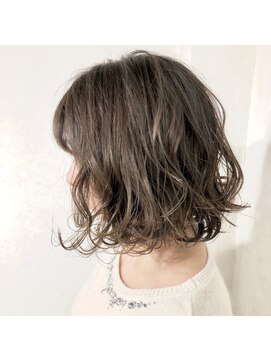 アンフィドットドゥルドゥ(AnFye.dueldo) 【AnFye.dueldo】ナチュラルボブ × ノットベージュカラー