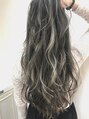 パルファン ヘアアンドスパ(PARFUM HAIR&SPA)&nbsp;ハイライトや透明感のあるカラー得意です◎気軽にご相談ください