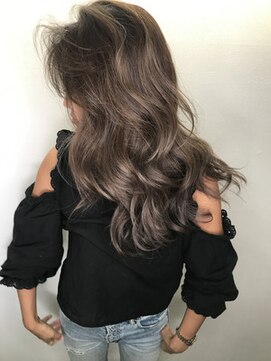 ステア メゾン(stir maison) 小顔に見せるヘア『ラベンダーブランジュグラデーション』MAKOTO