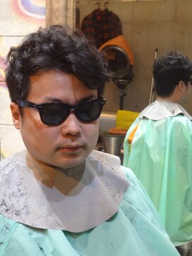 九もんヘアースタジオ ショート