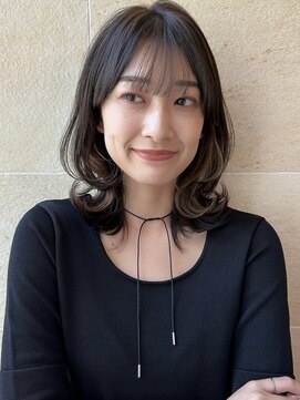 ビュートリアム265(BEAUTRIUM 265) ミディアム/くびれレイヤー/レイヤーカット/顔周りカット/銀座