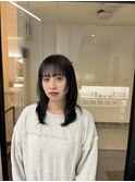 韓国風ヘアスタイル顔周りレイヤー暗髪