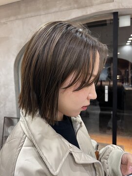 シム 千葉(sim) ボブ、オリーブベージュ　stylist今井