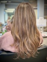 キャラ シャローネ 池袋(Chara Chalone)&nbsp;ペールピンクベージュハイライトラベンダーアッシュ個性派ちゃん