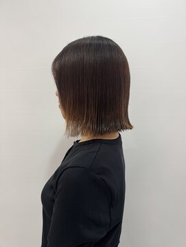 ウタシロイロ(uta shiroiro) カット