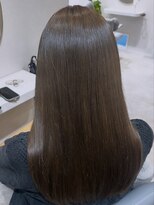 ベル サウス(BHEL south) 津市ロングレイヤーカットハッシュカット透明感カラー重めロング