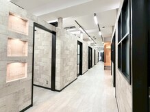 アリア イースト バイ エクラート 新宿東口店(ARiA east byECLART)の雰囲気（完全個室で髪質改善、縮毛矯正◎[髪質改善/縮毛矯正/新宿駅]）