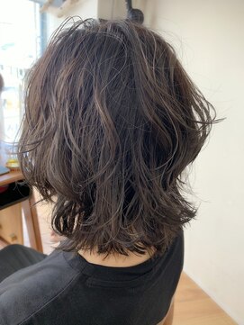 カナエ(CaNaE) アッシュグレー＾