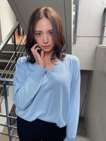 ドットハリス(.Hallis)&nbsp;小顔カット/レイヤーカット/大人可愛い/ベージュ/原宿/表参道