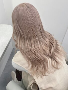 ベレーザ 渋谷(BELEZA) 2668栗色ミルクチョコレートブロンドヘア波巻き艶感バイカラー