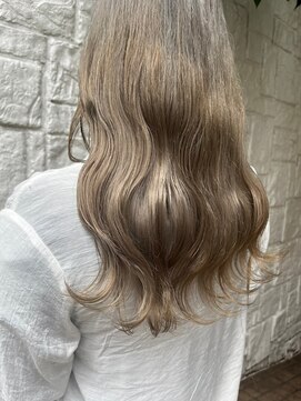 ラミ(L'ami) 【矢後あやこ】ゆるふわフェミニンロング/ミルクティーベージュ