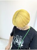 イエローカラー/ブリーチ/ダブルカラー/ビタミンカラー/ショート
