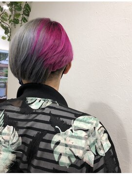 レリフィー ザアシンメトリーカラー