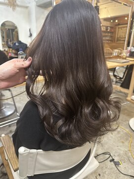 ウィークエンド(WEEKEND) 透け感グレージュ【カット＋Wカラー＋トリートメント13800円】