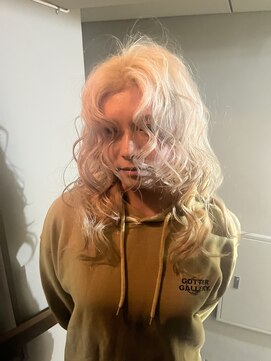 カンナ オーガニック ヘアデザイン(CANNA ORGANIC & HAIR DESIGN) ガーリーコテ巻き×抜きっぱなしブロンド