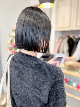 ネオリーブ クーロ(Neolive curro) 小顔タッセルボブ×似合わせカット[ボブ/縮毛矯正/横浜韓国]