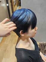 美容室 アクター blue × black