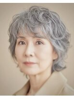 アンドモア(and MORE) 大人ショートパーマスタイル