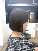 丸みショートボブ/レイヤー/20代30代40代50代/顔周りカット
