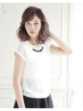 シャンプー 本店(SHAMPOO) 斜め前髪とリッジカールでリラクシーな大人ミディ