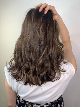 リベルテ 池袋(liberte) プラチナベージュ