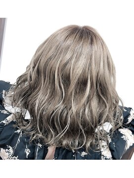 ワンズ 徳行店(ONE'S) ホワイトグレージュ