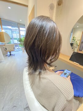 パラゴ(PARAGO.) 《緑橋/城東区/女性サロン》レイヤー　ウルフ　大人キレイ♪