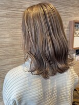 フェリエットバイビークール(feliette by Be-COOL)&nbsp;《ダブルカラー》柔らかミルクティーベージュ　セミディ