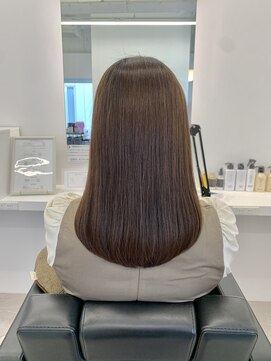 イレス 札幌駅南店(IRESU) ドレスヘア/ショコラアッシュ/縮毛矯正/ストレート